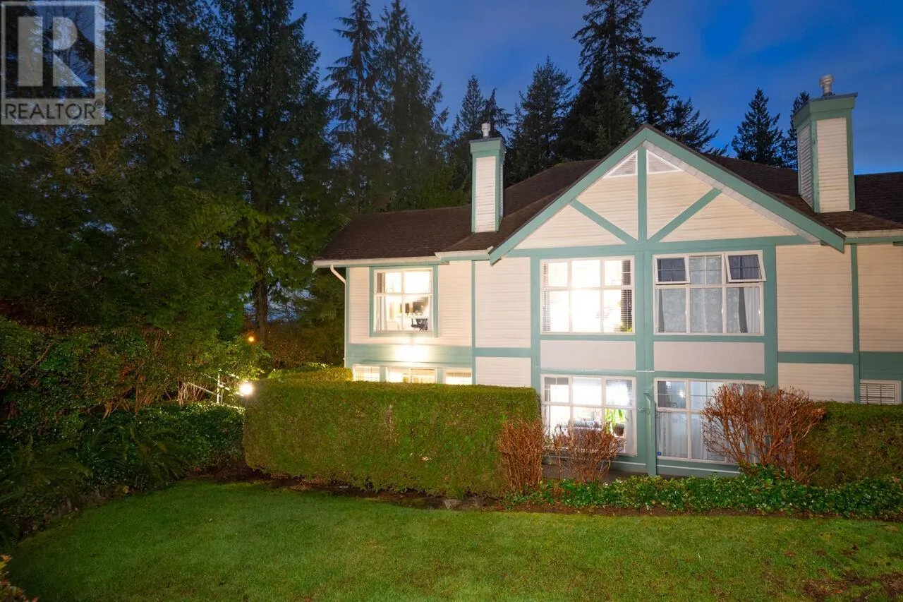 78 65 FOXWOOD DRIVE