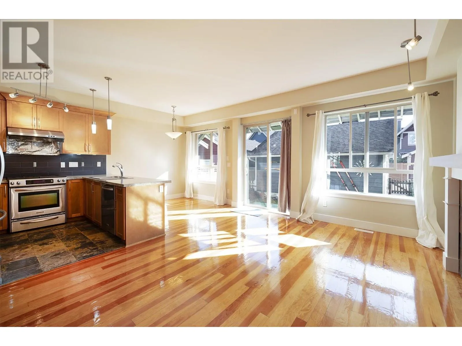 214 JENSEN STREET