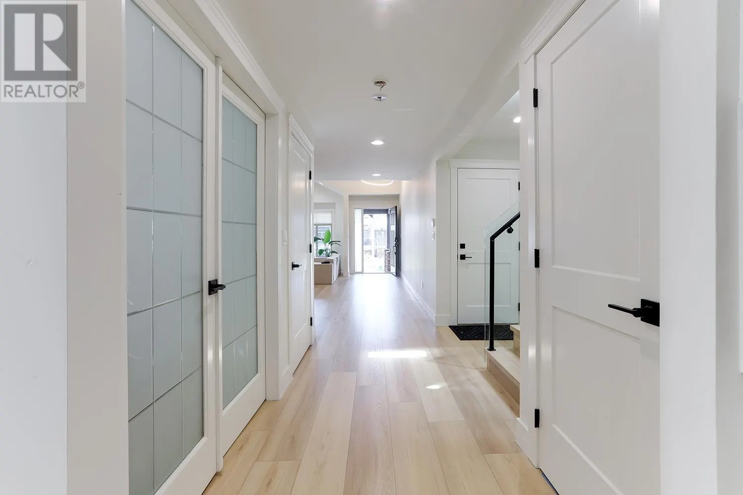 238 PHILLIPS STREET