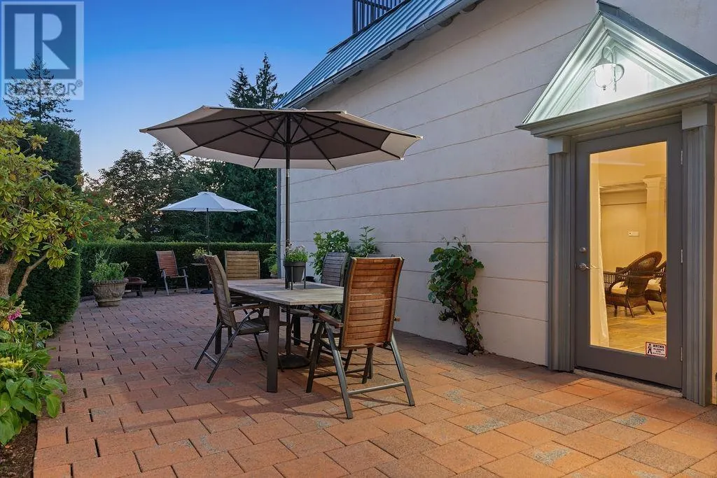 284 SANDRINGHAM CRESCENT