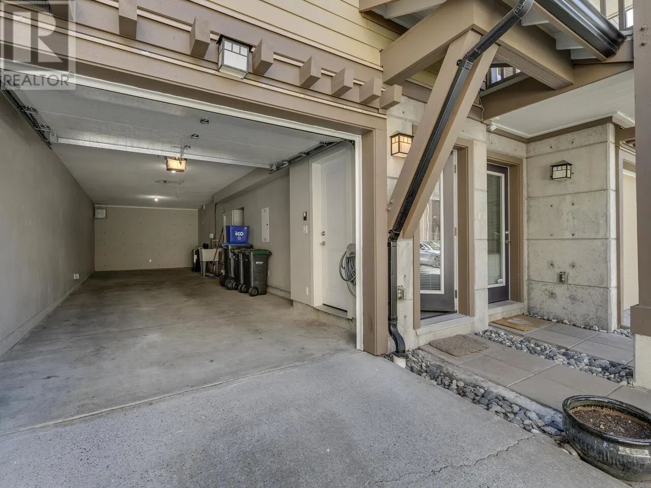 38326 EAGLEWIND BOULEVARD