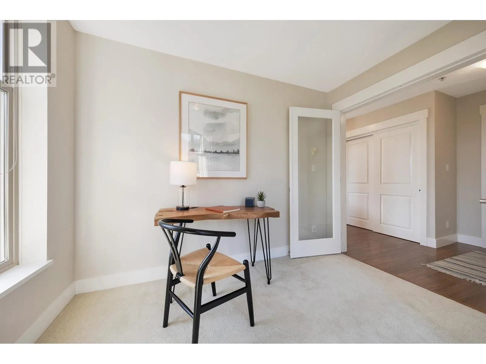 401 1211 VILLAGE GREEN WAY