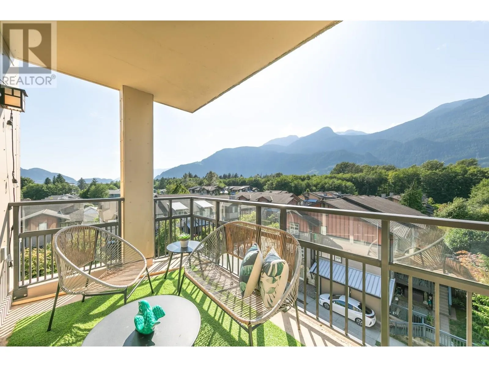 401 1211 VILLAGE GREEN WAY