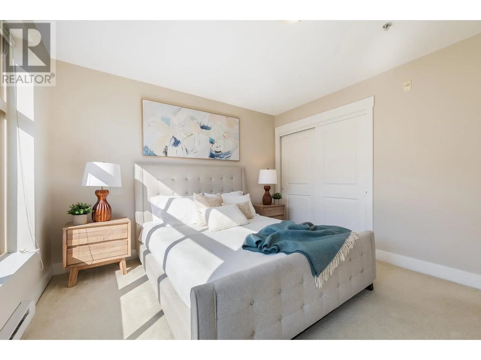 401 1211 VILLAGE GREEN WAY