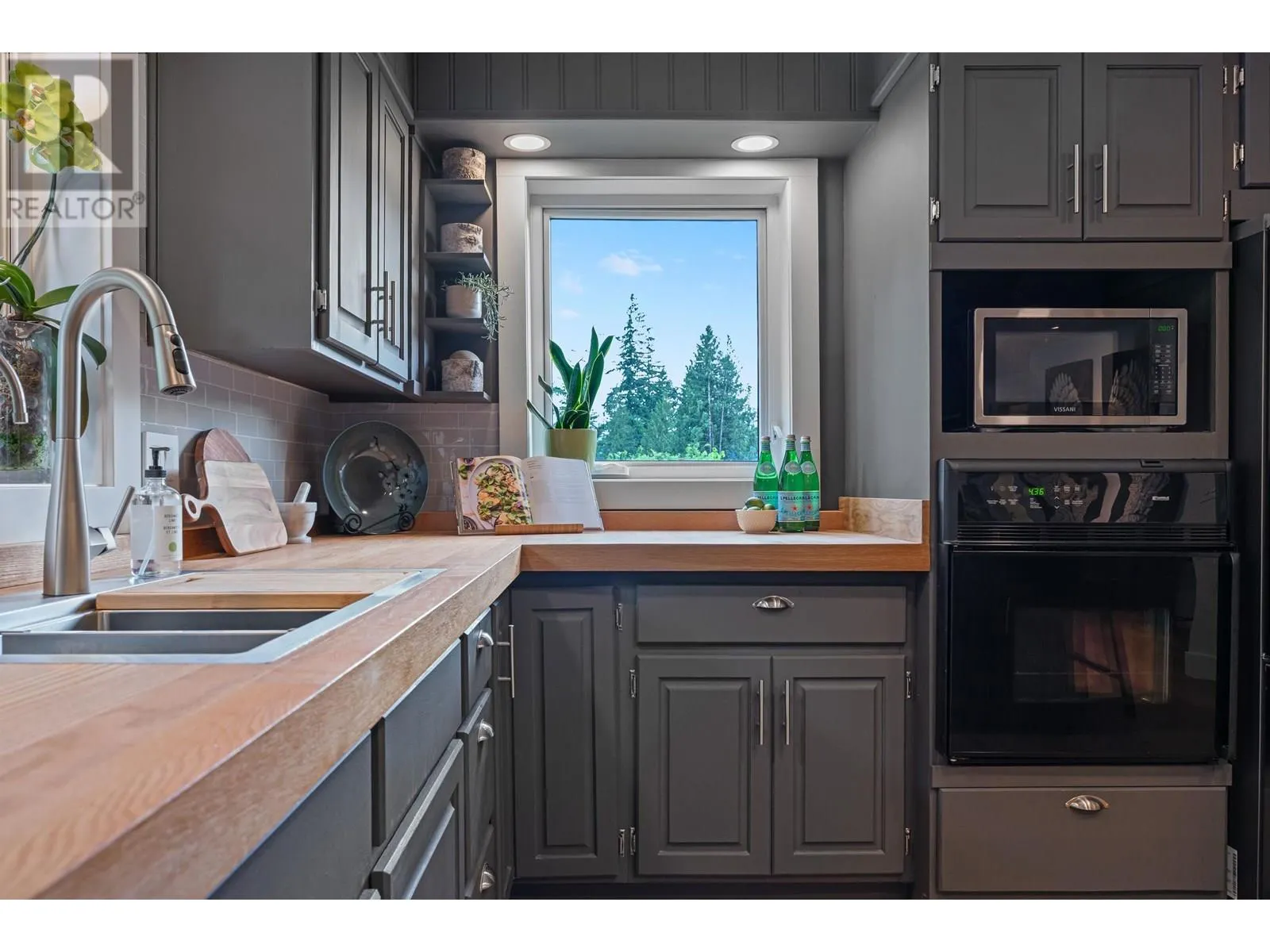 40372 SKYLINE DRIVE