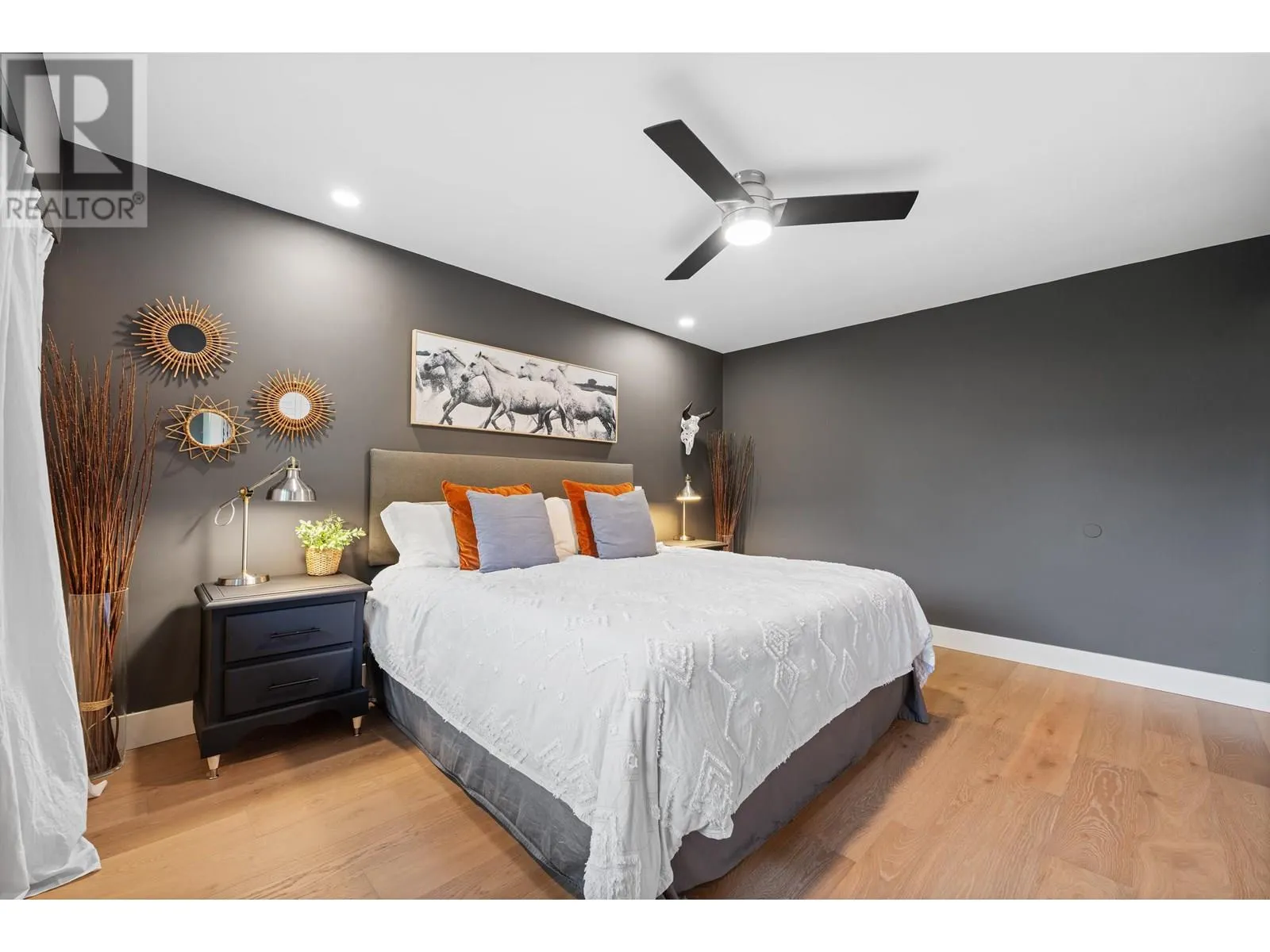 40372 SKYLINE DRIVE