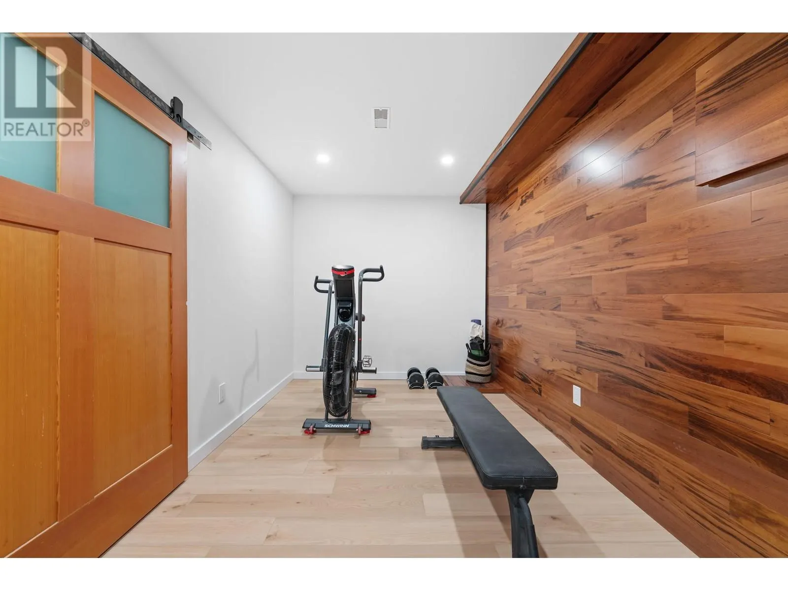 40372 SKYLINE DRIVE