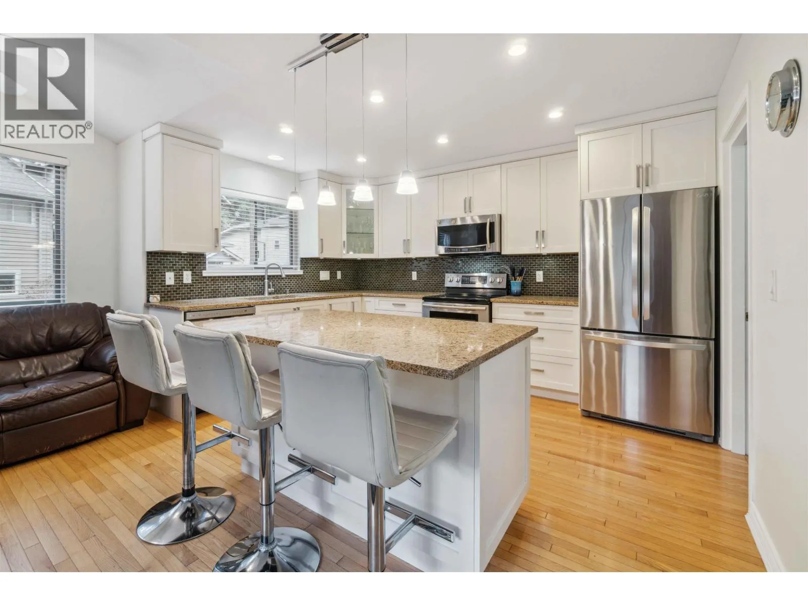 28 DEERWOOD PLACE