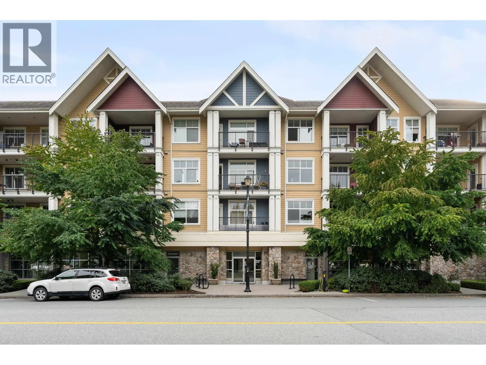 301 1336 MAIN STREET