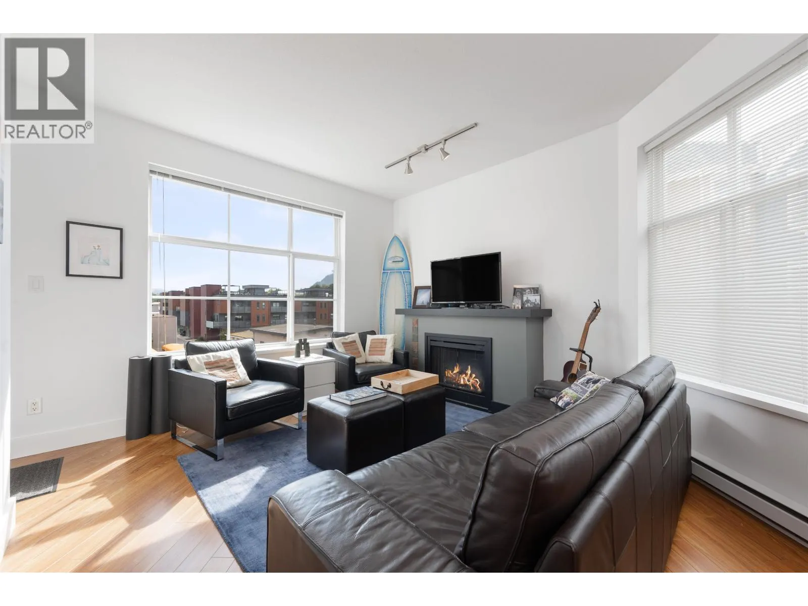 301 1336 MAIN STREET