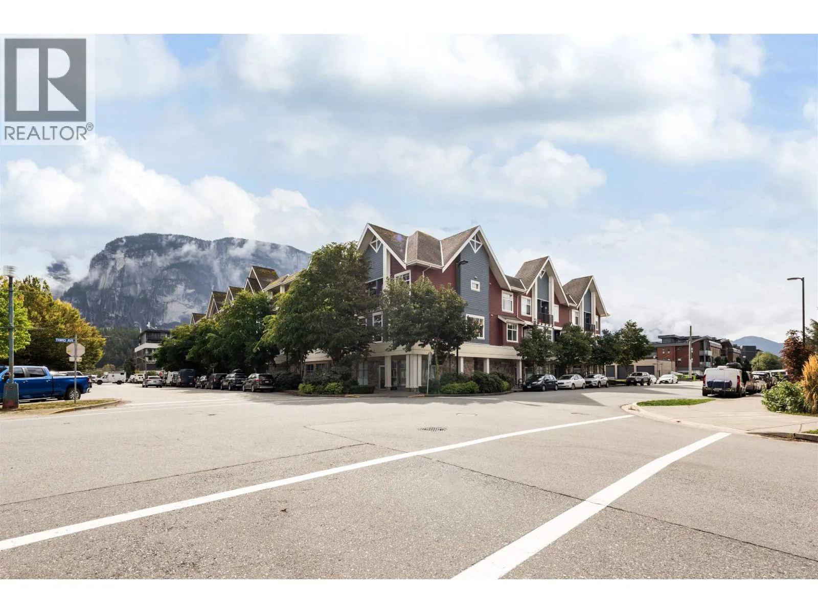 301 1336 MAIN STREET