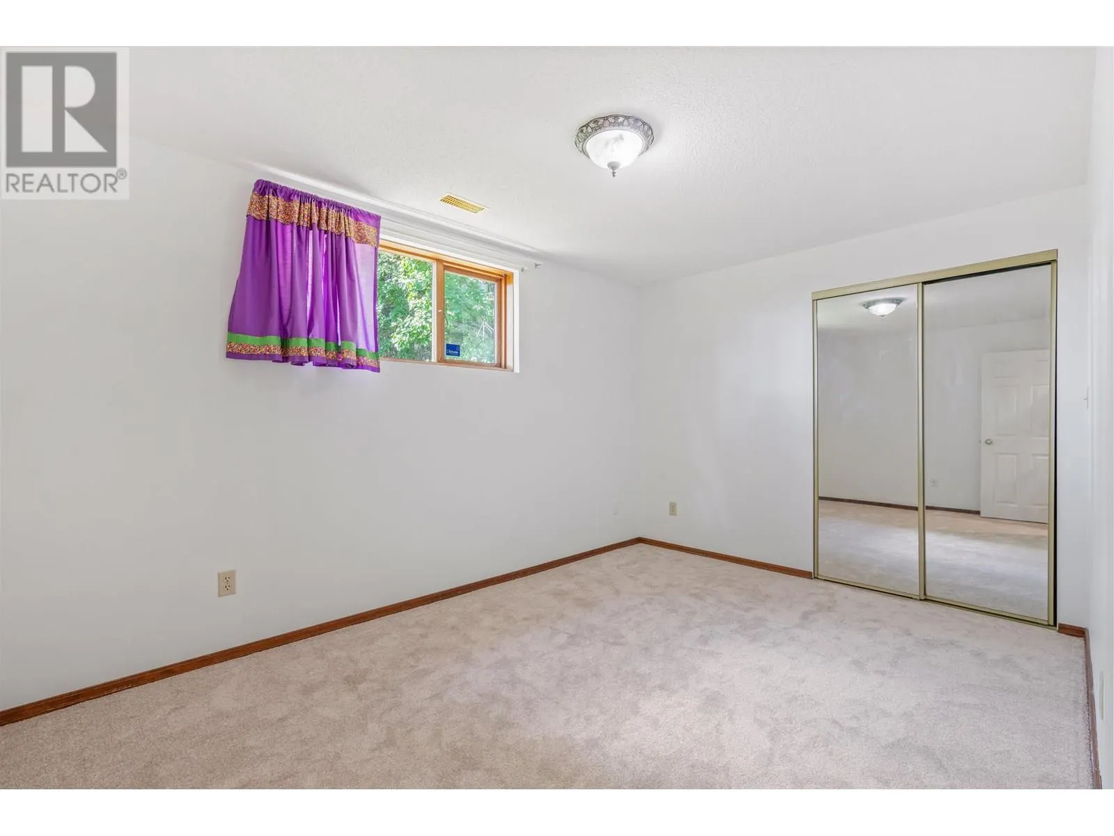 9133 INGLEWOOD ROAD