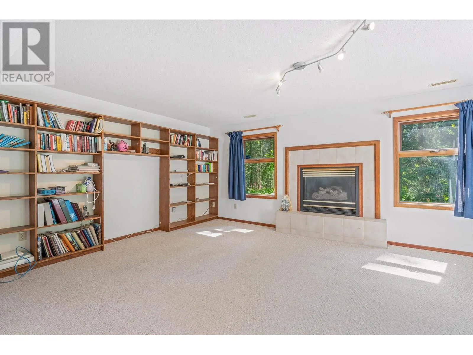 9133 INGLEWOOD ROAD