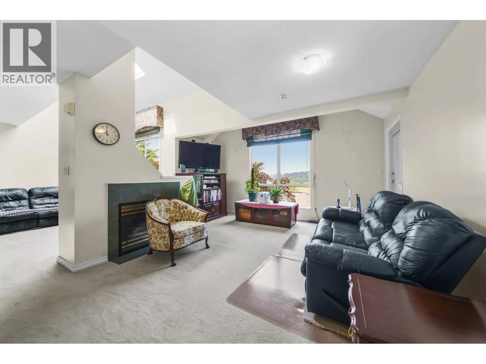 1105 BENNET DRIVE
