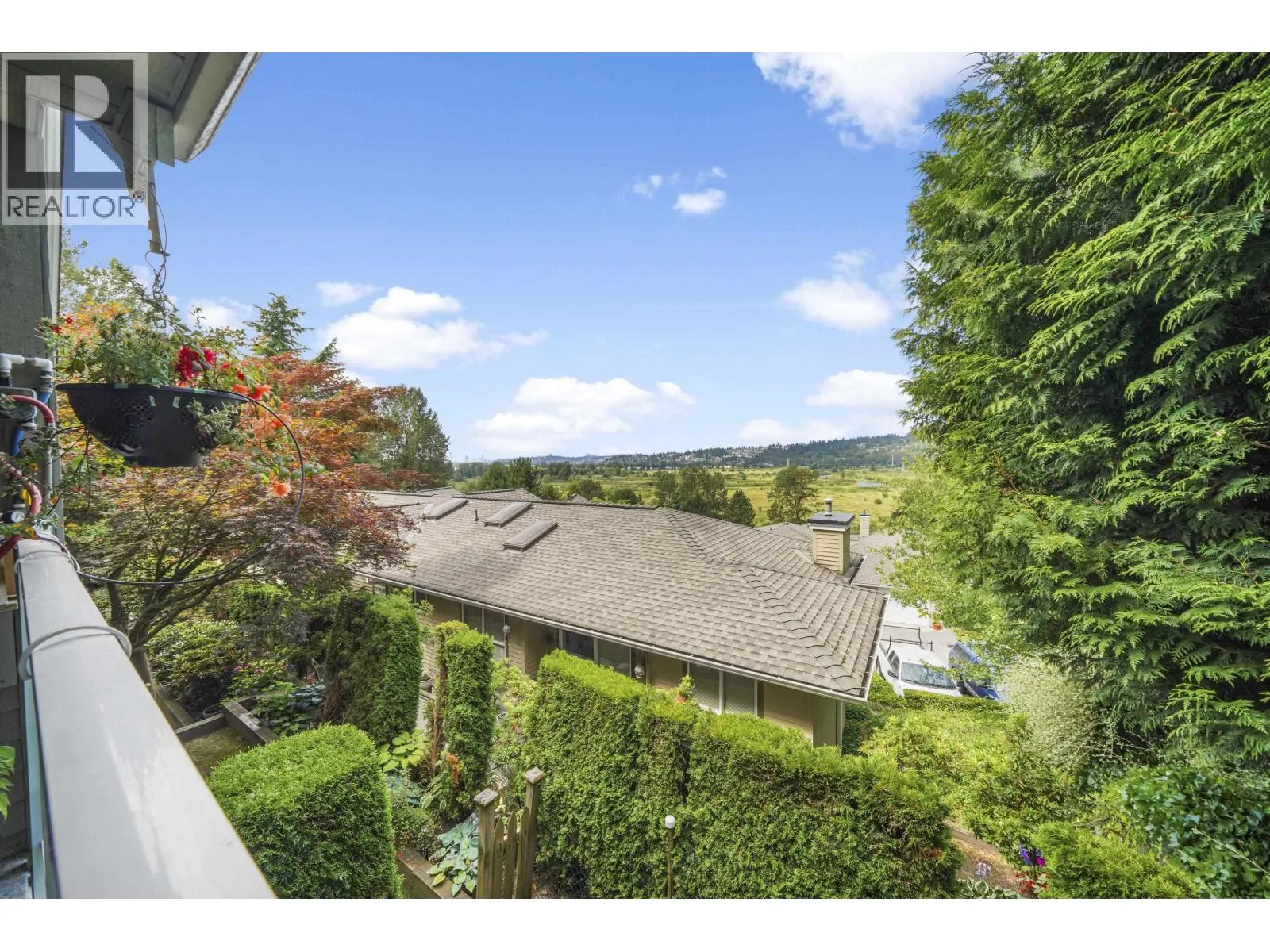 1105 BENNET DRIVE