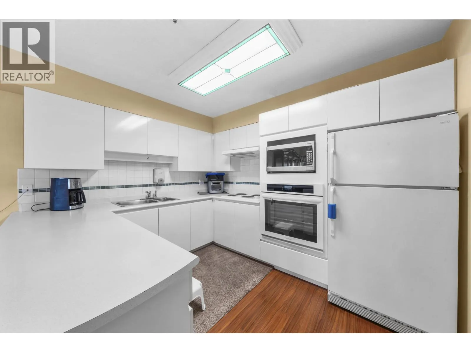 1105 BENNET DRIVE