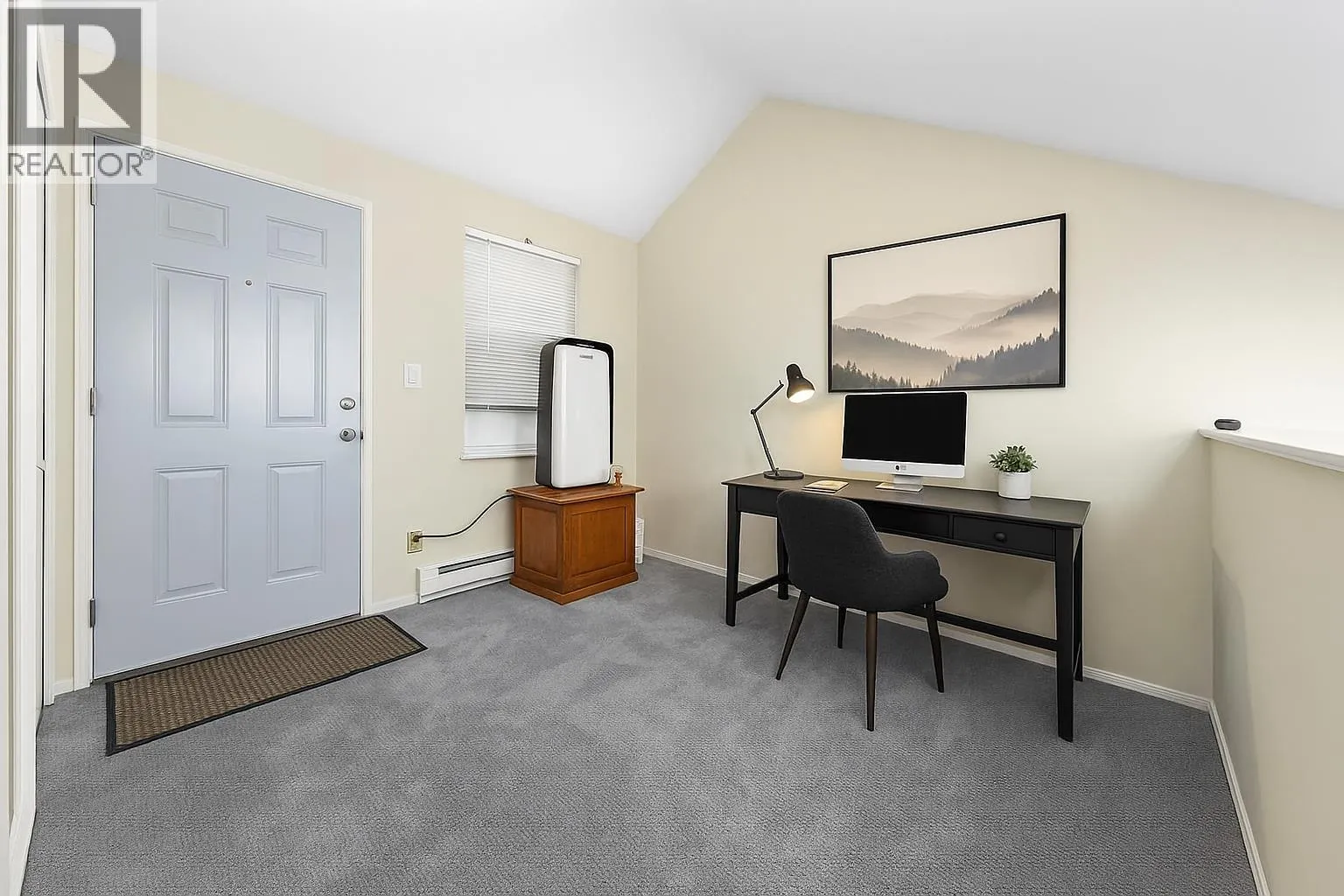 1105 BENNET DRIVE