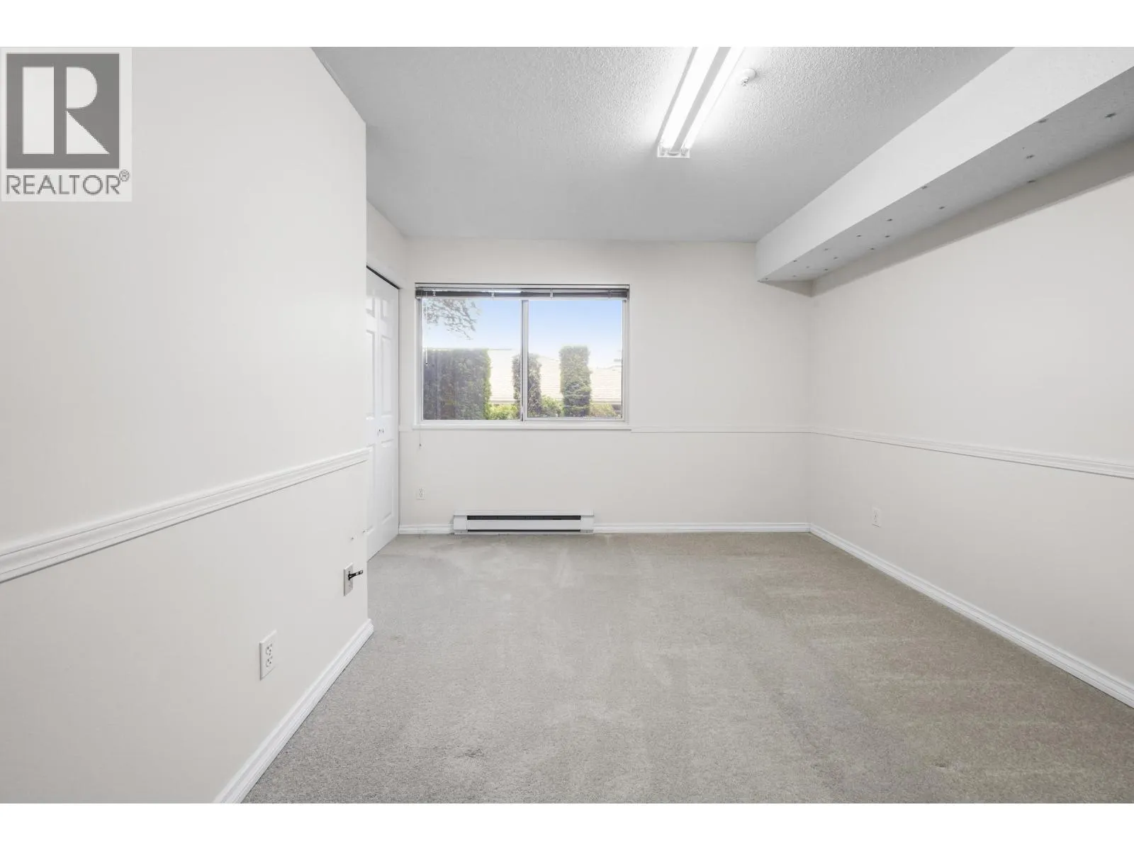 1105 BENNET DRIVE