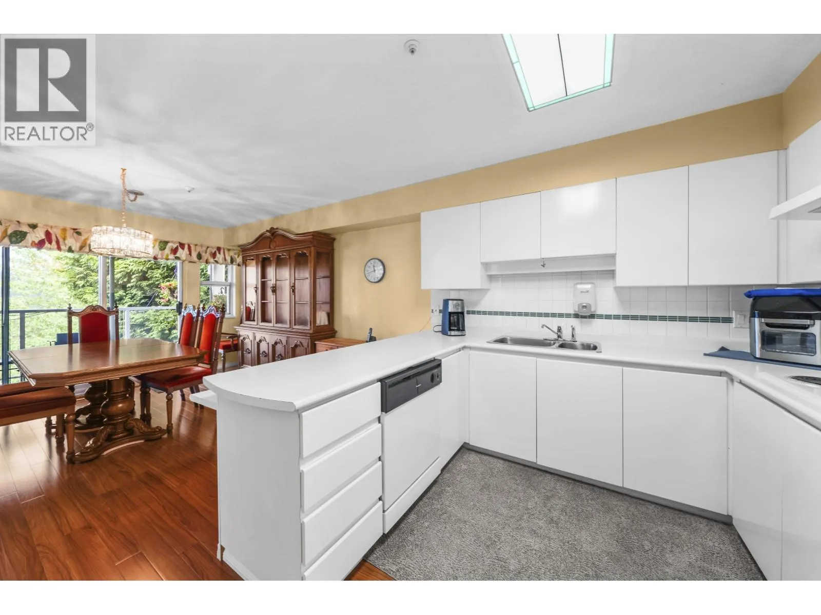 1105 BENNET DRIVE