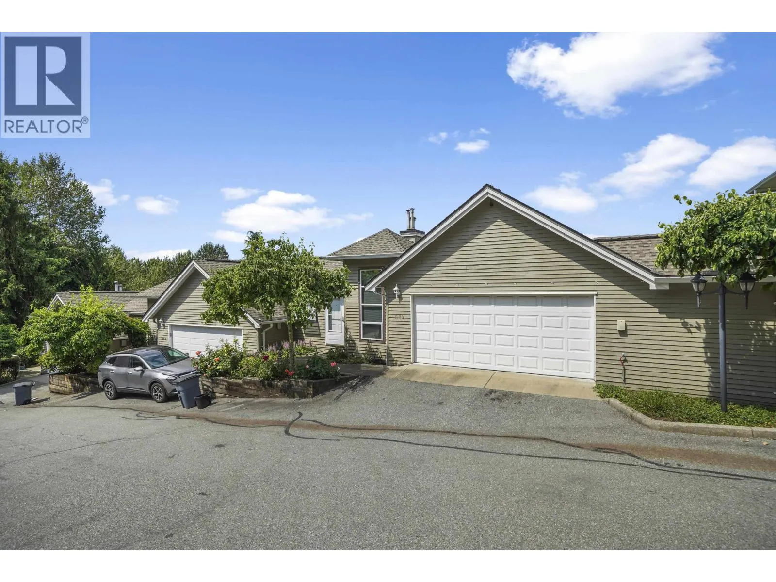 1105 BENNET DRIVE