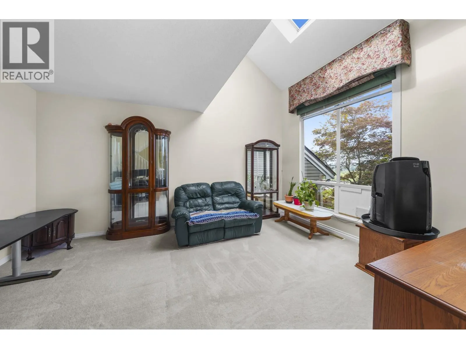 1105 BENNET DRIVE
