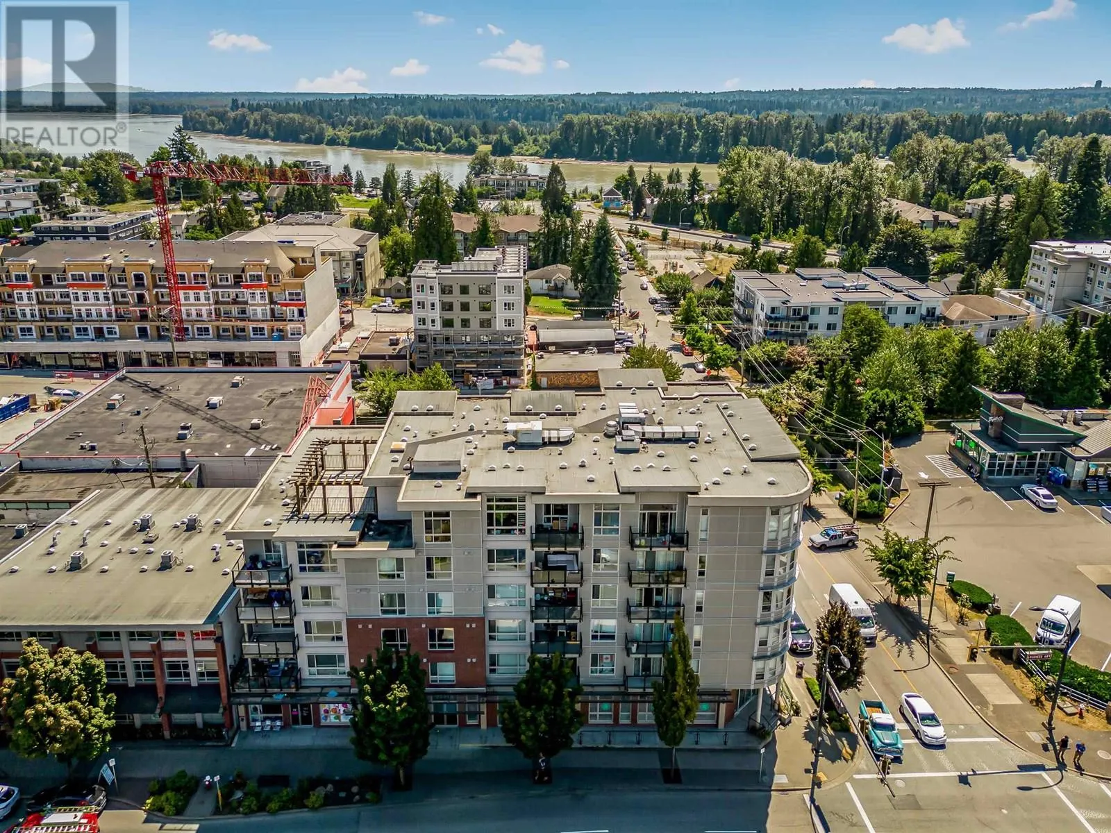 604 22318 LOUGHEED HIGHWAY