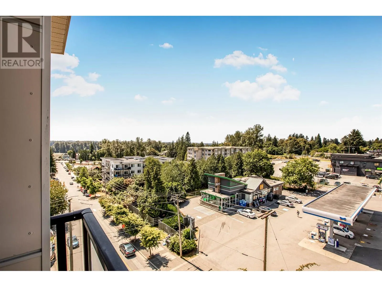 604 22318 LOUGHEED HIGHWAY