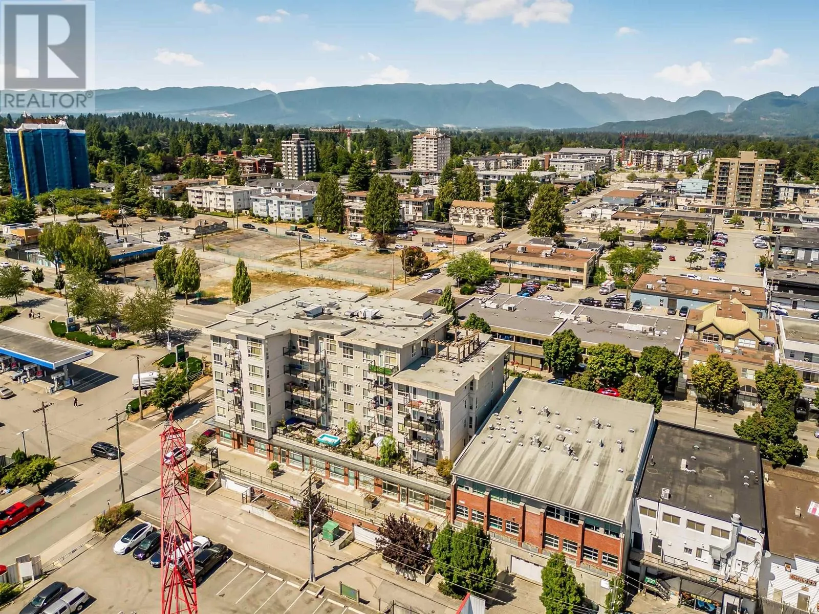 604 22318 LOUGHEED HIGHWAY
