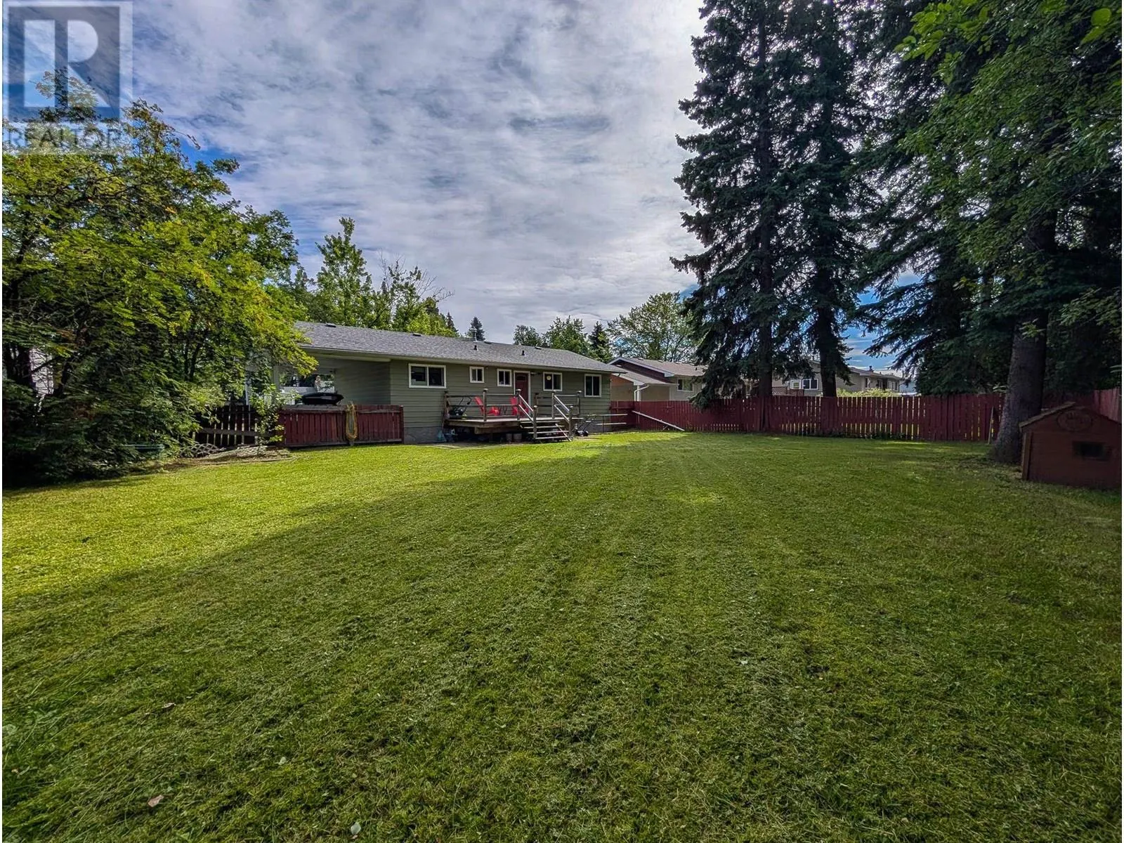 1033 NELSON CRESCENT