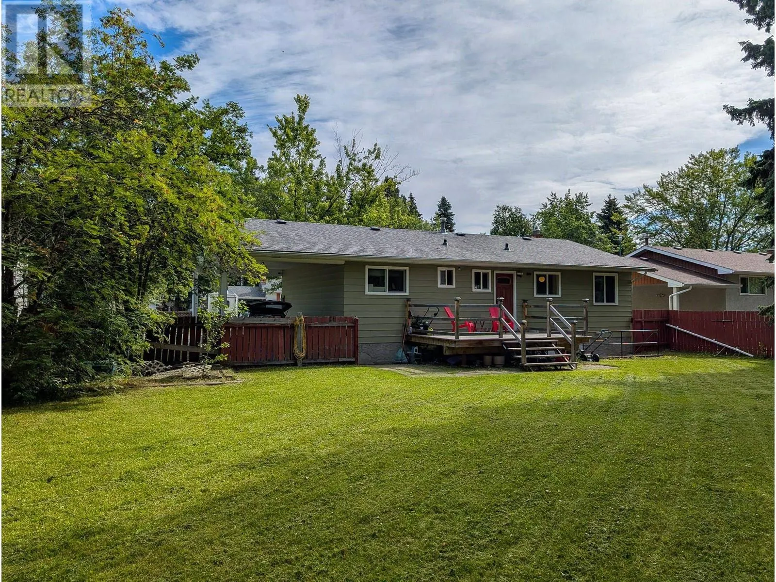 1033 NELSON CRESCENT