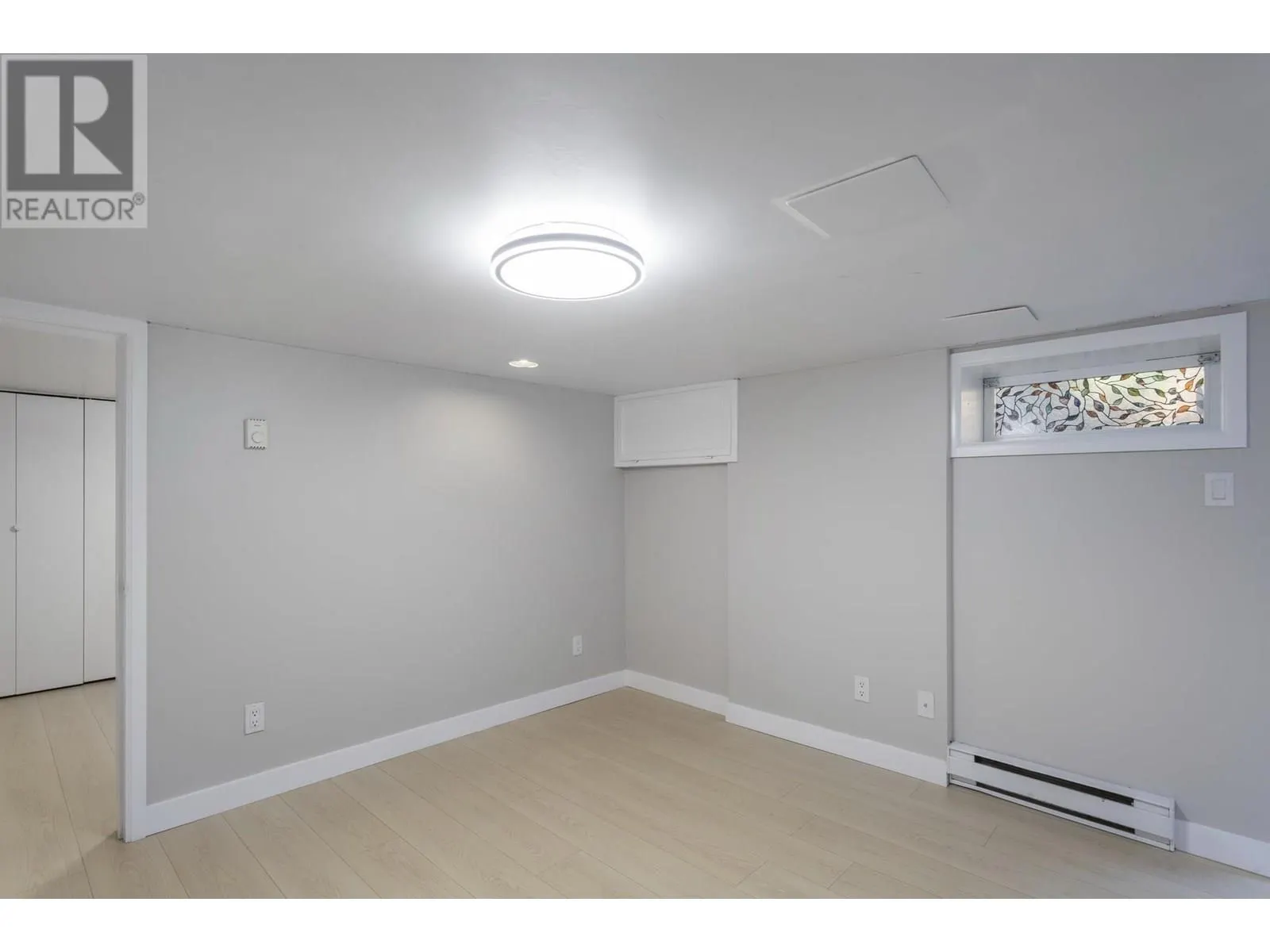 1232 W 21ST STREET