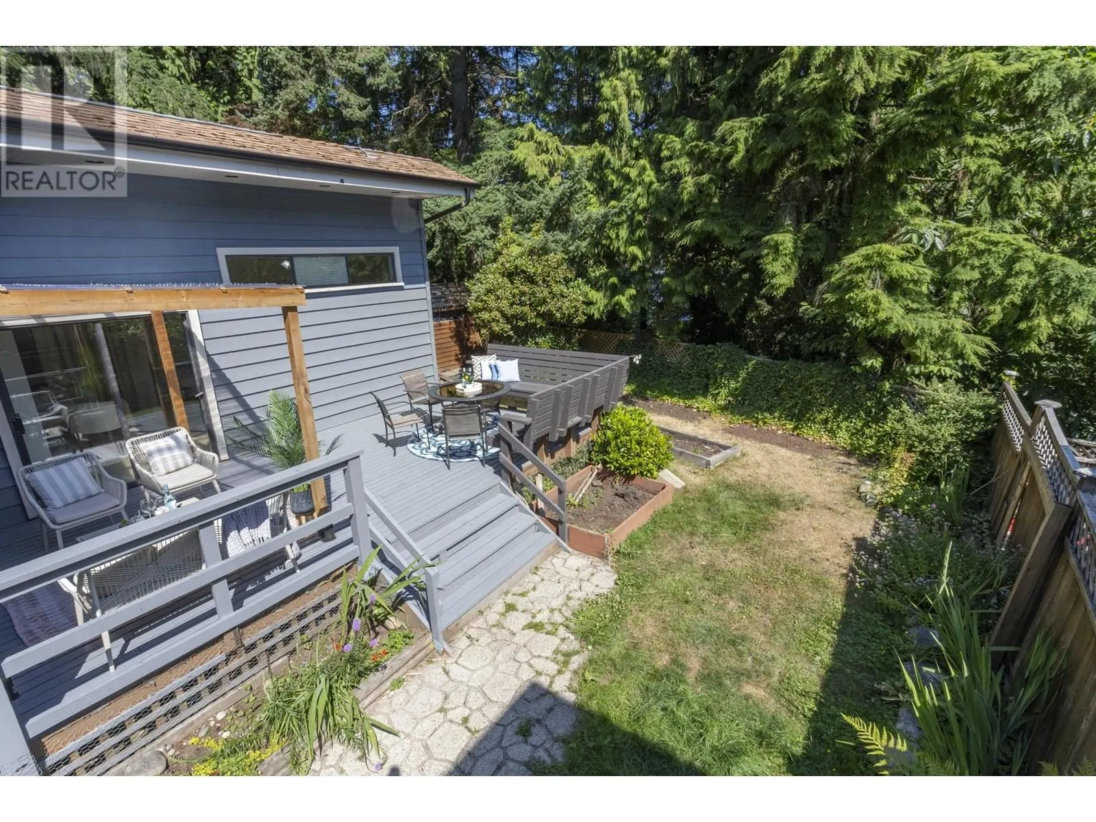 1232 W 21ST STREET