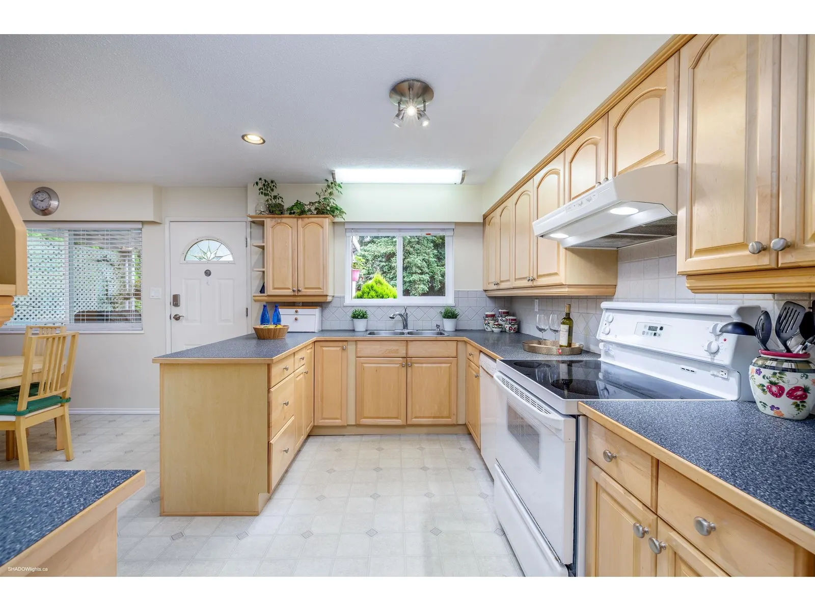 11073 LAWRIE CRESCENT