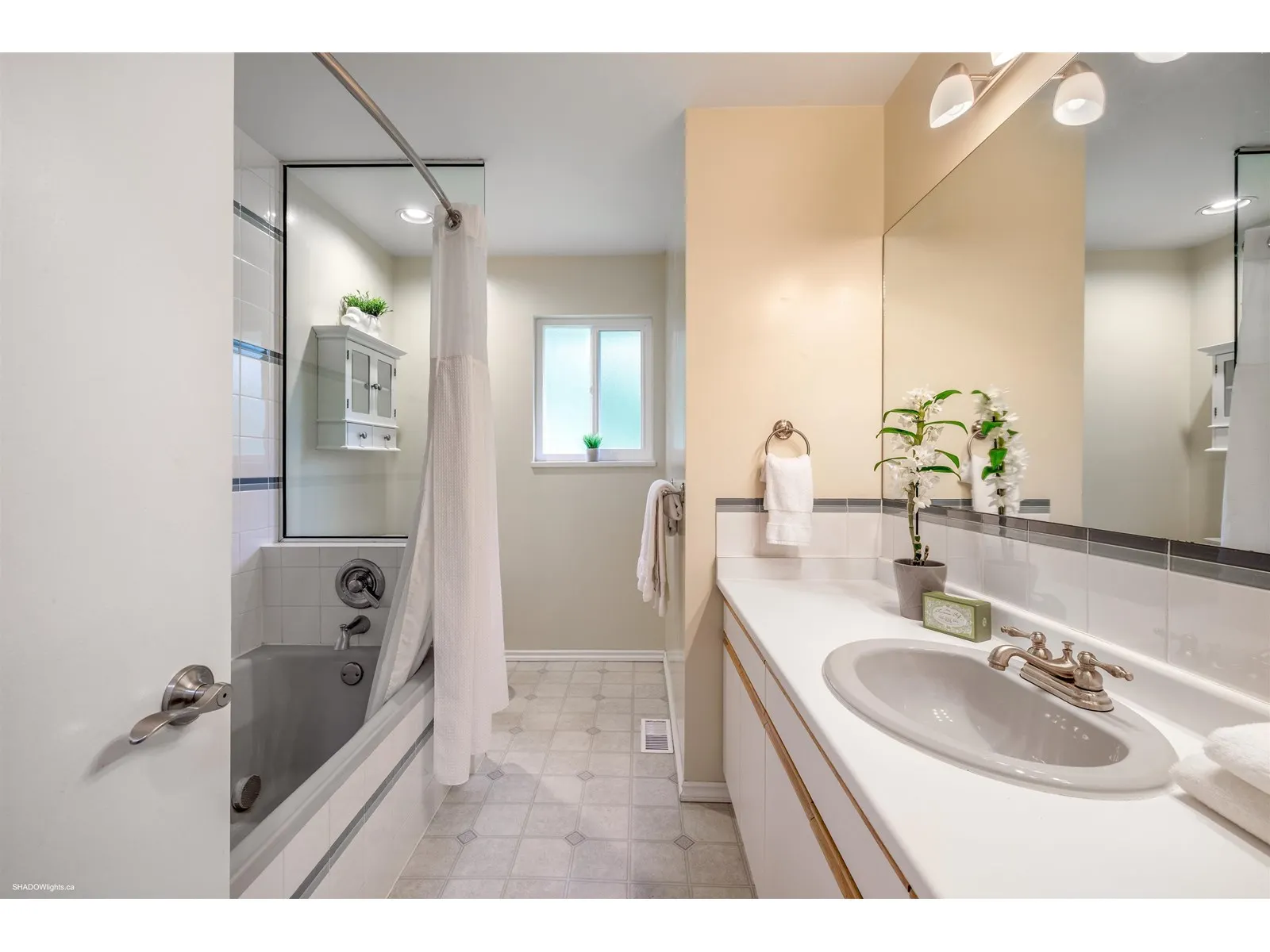 11073 LAWRIE CRESCENT