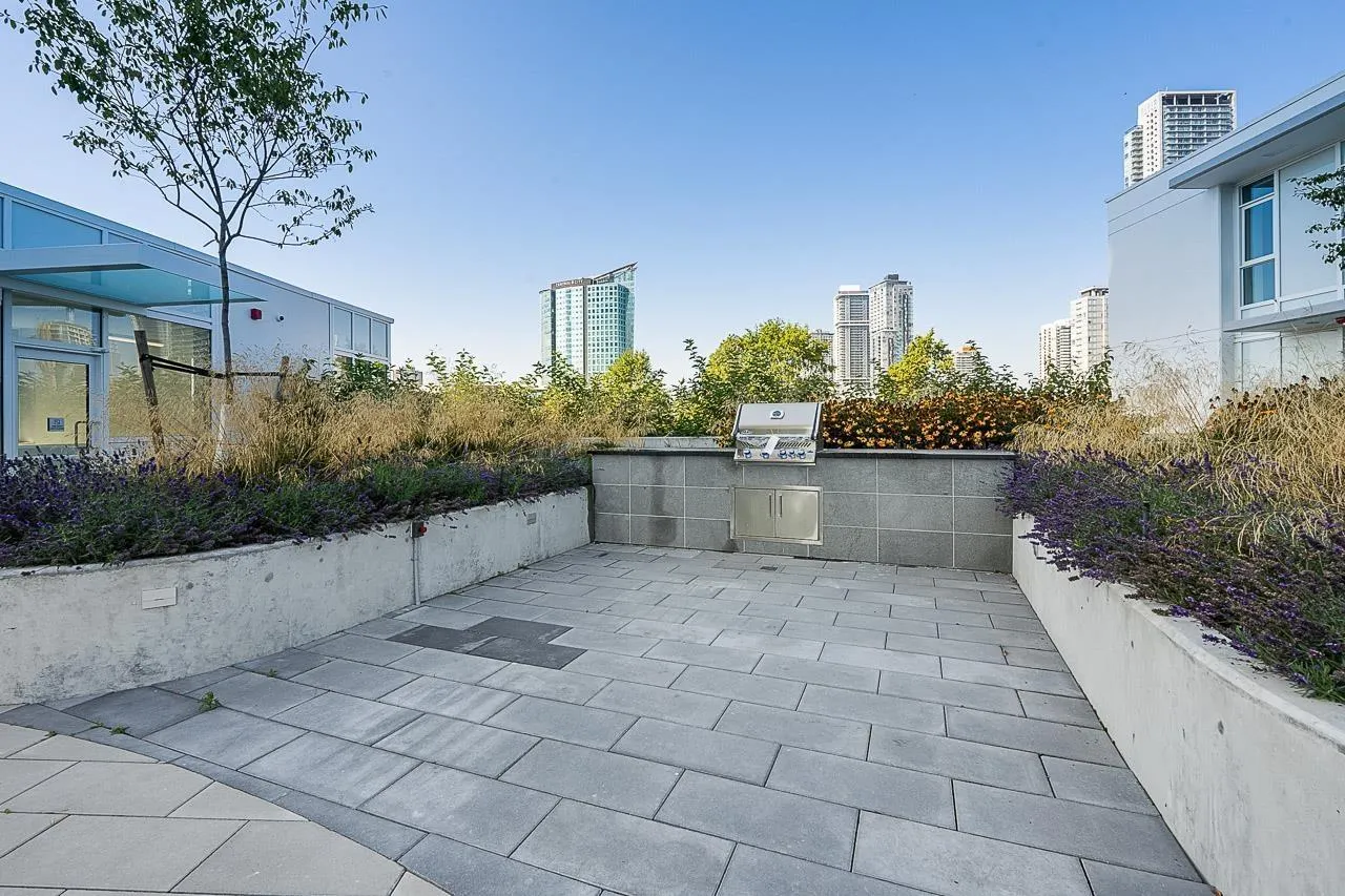 1704 13685 102 AVENUE