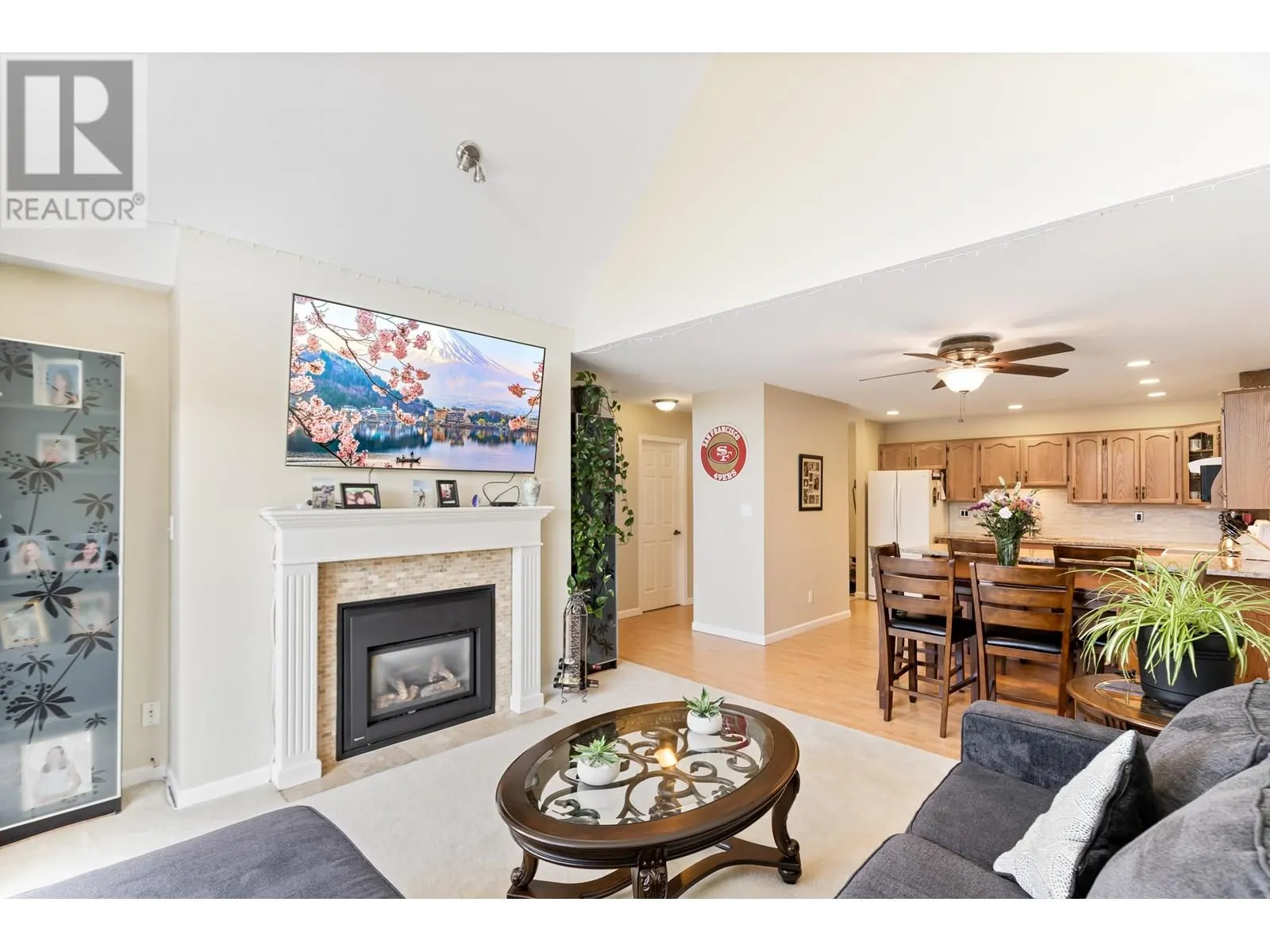 303 11601 227 STREET