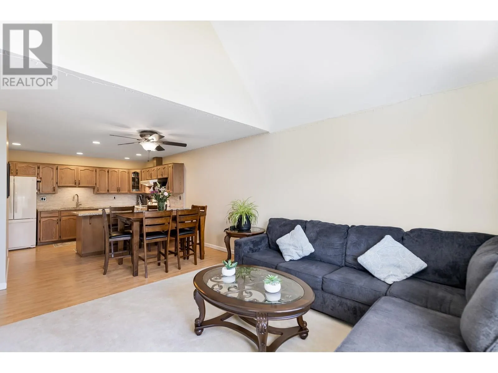 303 11601 227 STREET