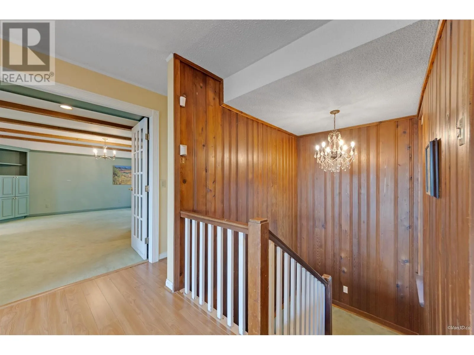 825 8TH STREET