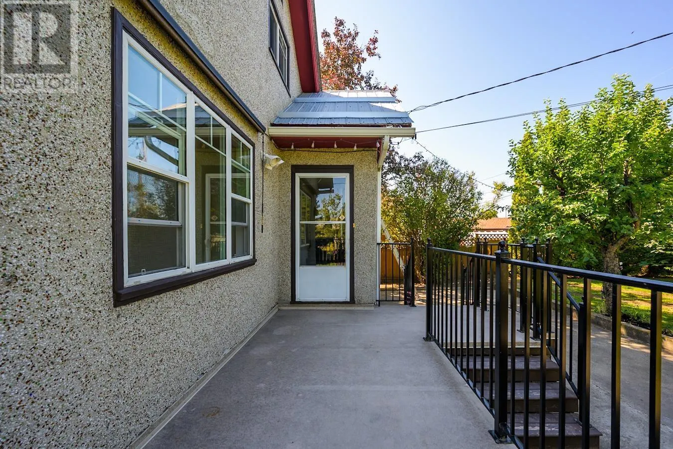 907 GILLETT STREET