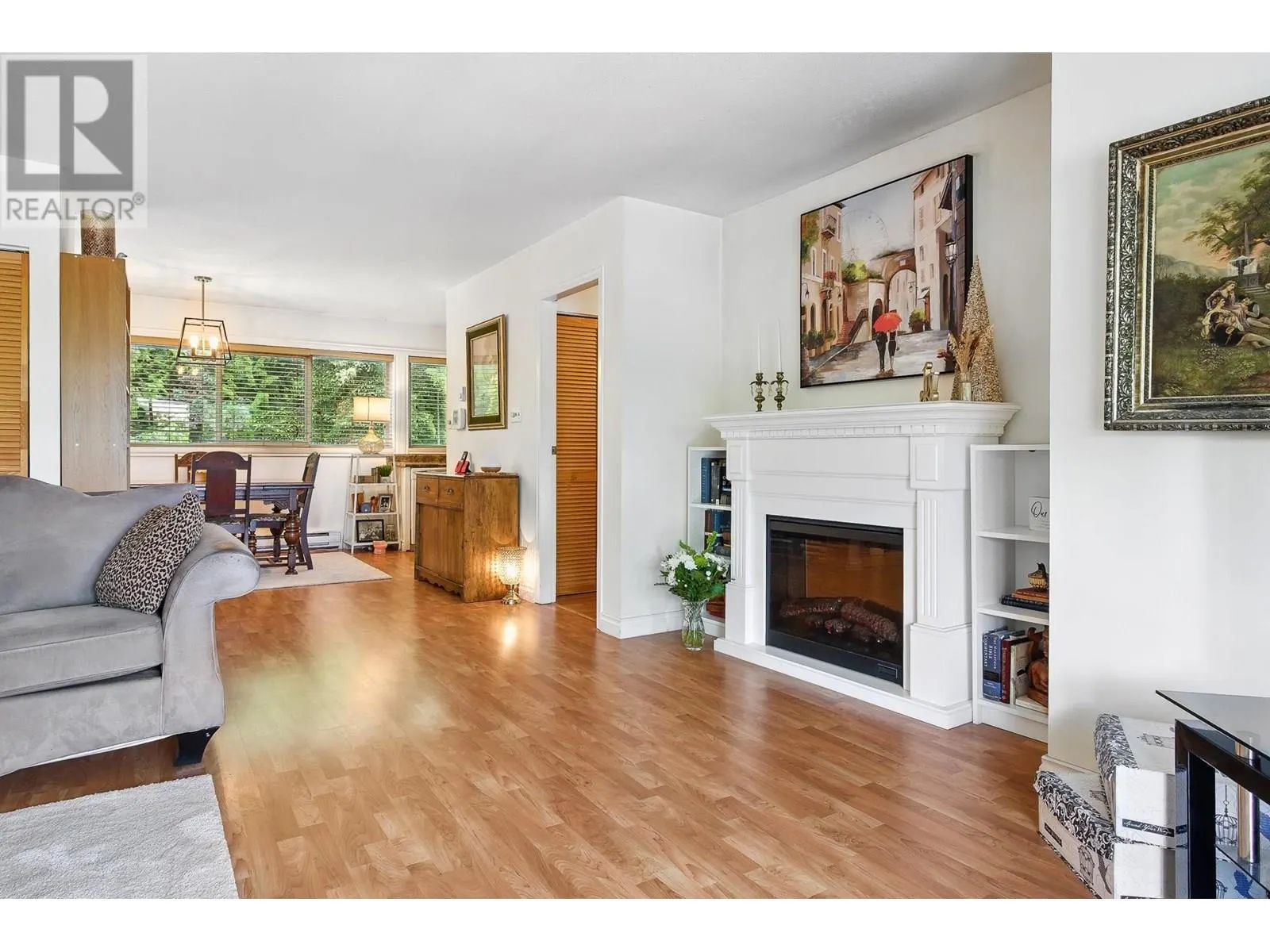 1087 CECILE DRIVE