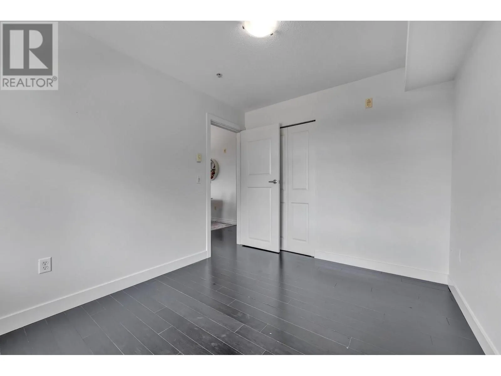 402 12020 207A STREET