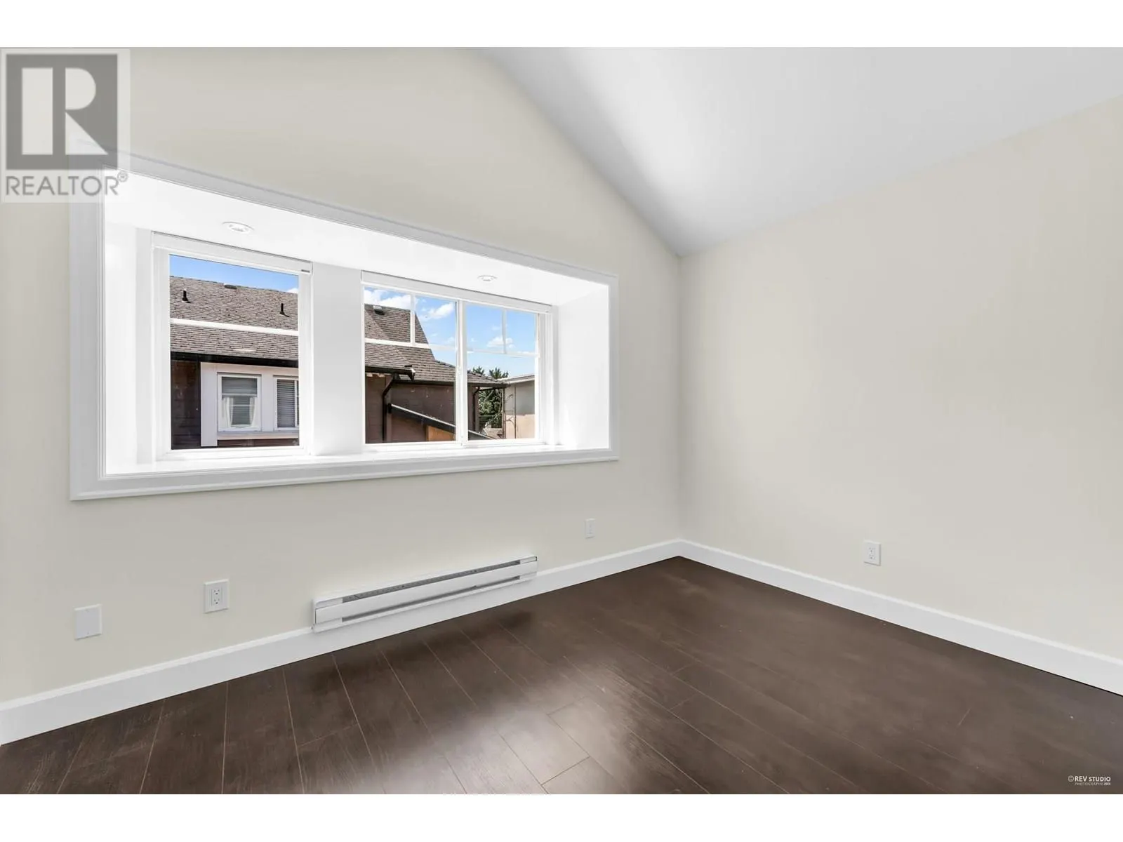 201 423 8TH STREET