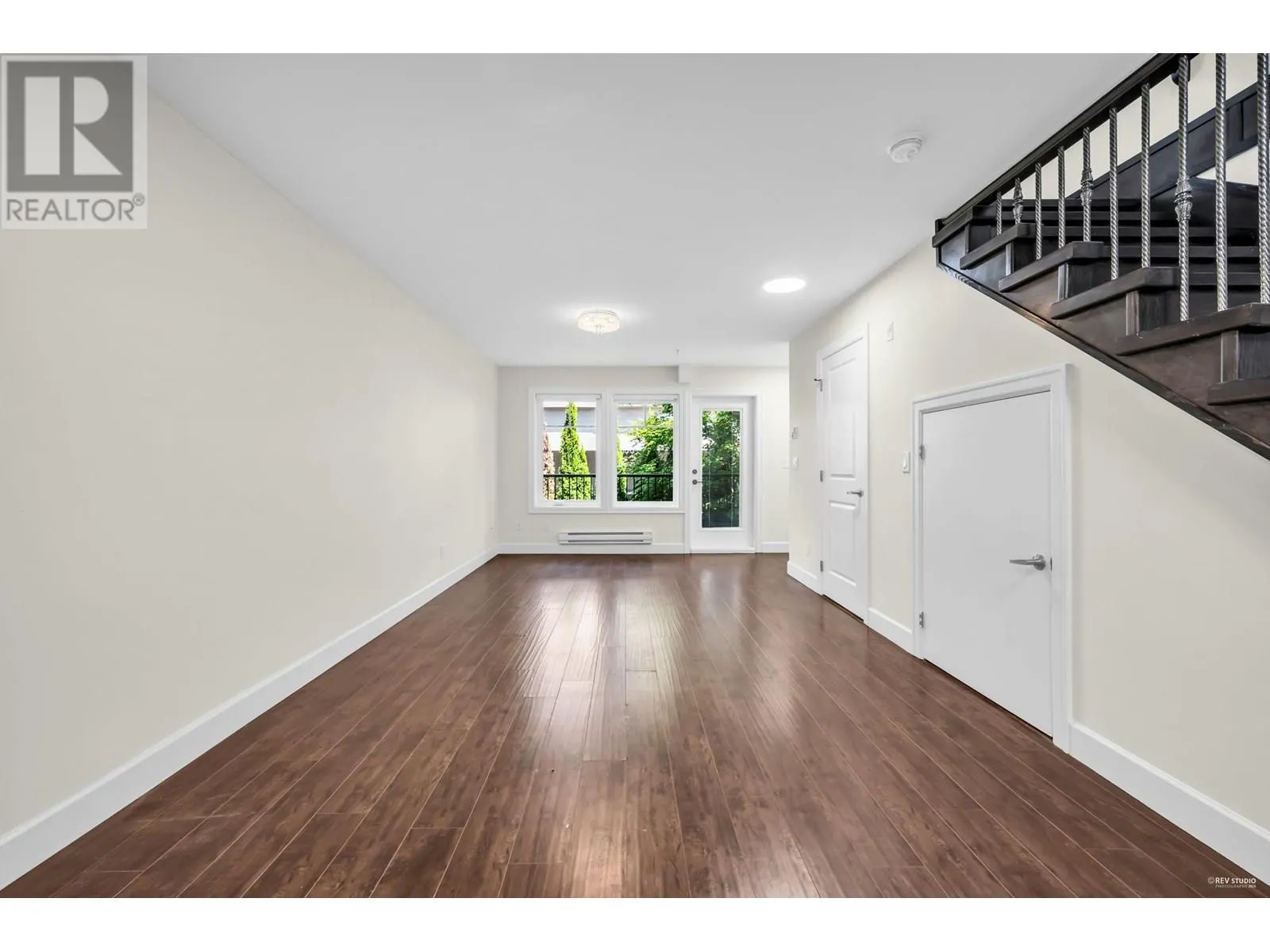201 423 8TH STREET