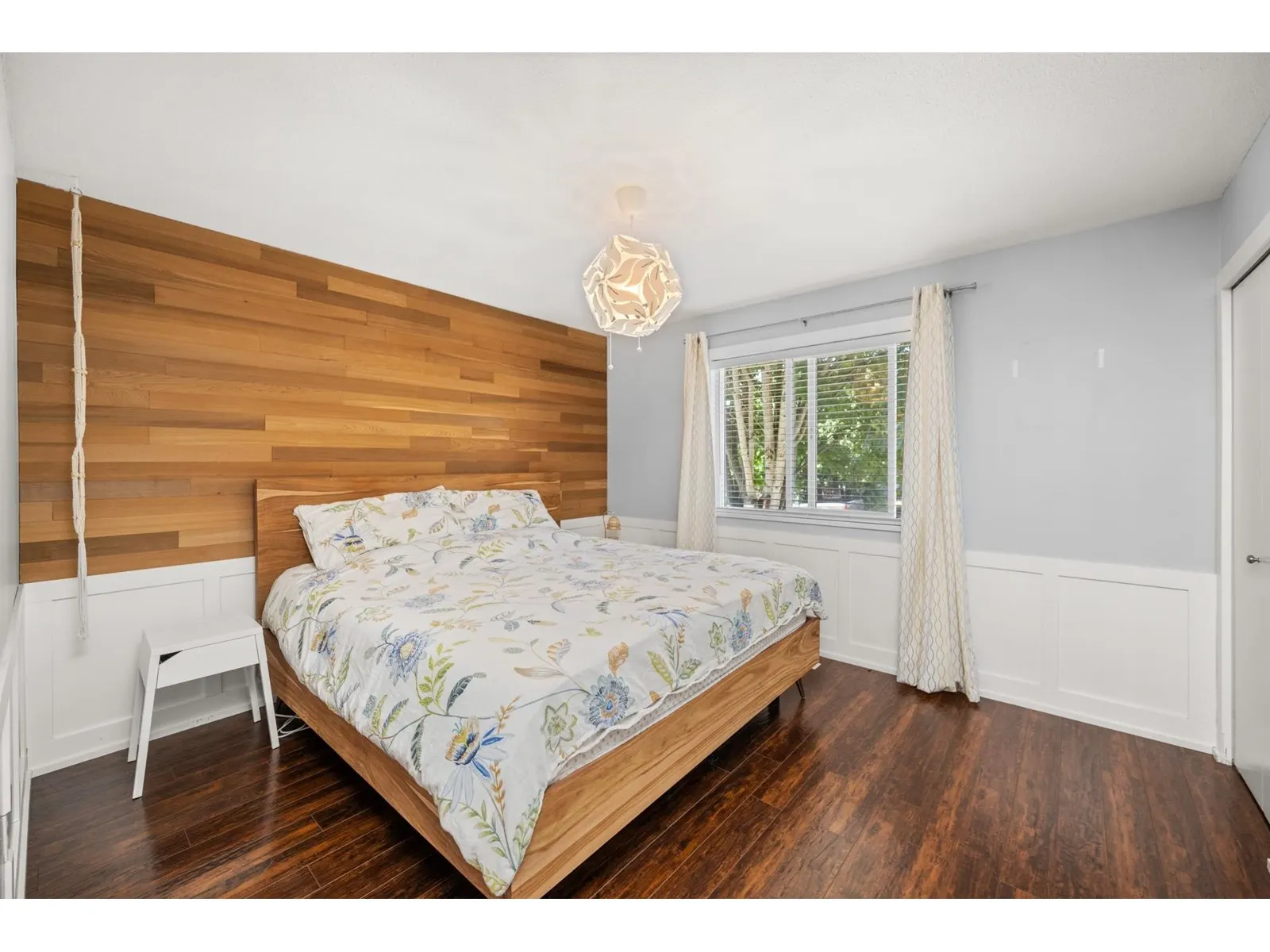 32450 GREBE CRESCENT