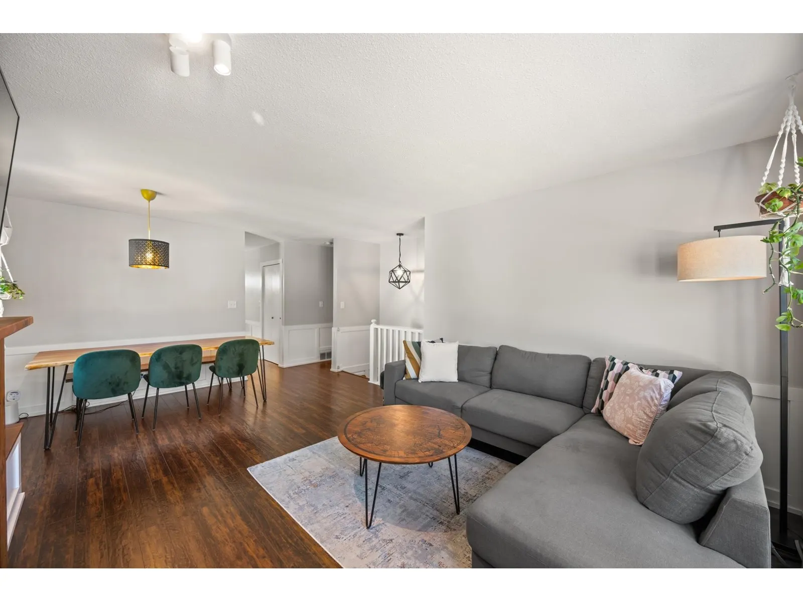 32450 GREBE CRESCENT