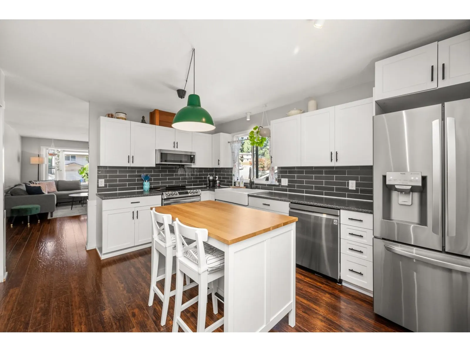 32450 GREBE CRESCENT