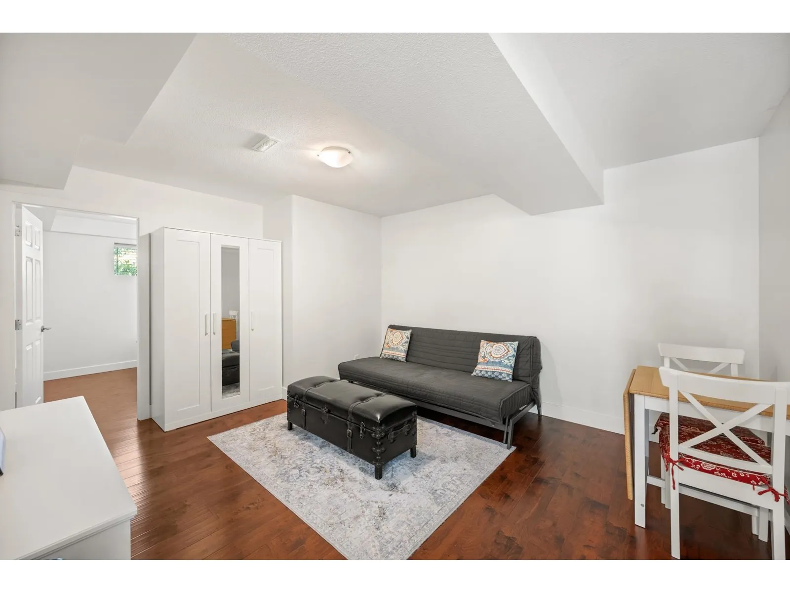 32450 GREBE CRESCENT