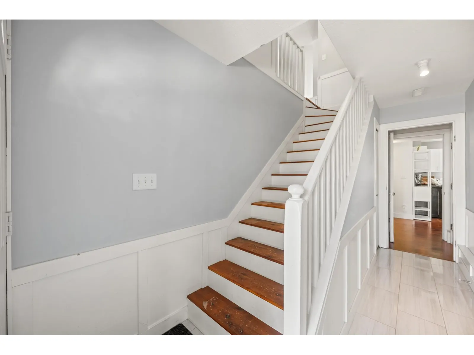 32450 GREBE CRESCENT