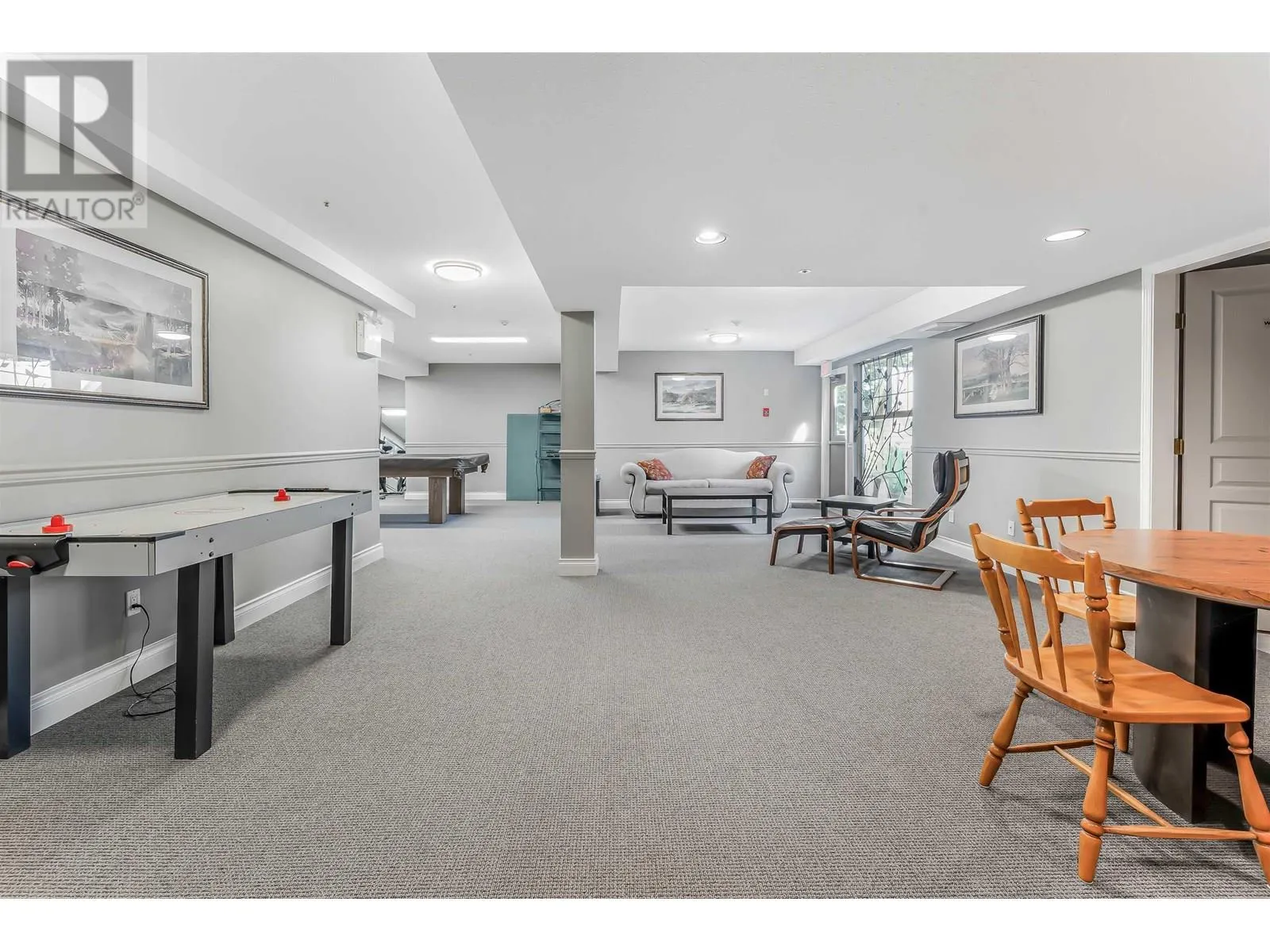 101 180 RAVINE DRIVE