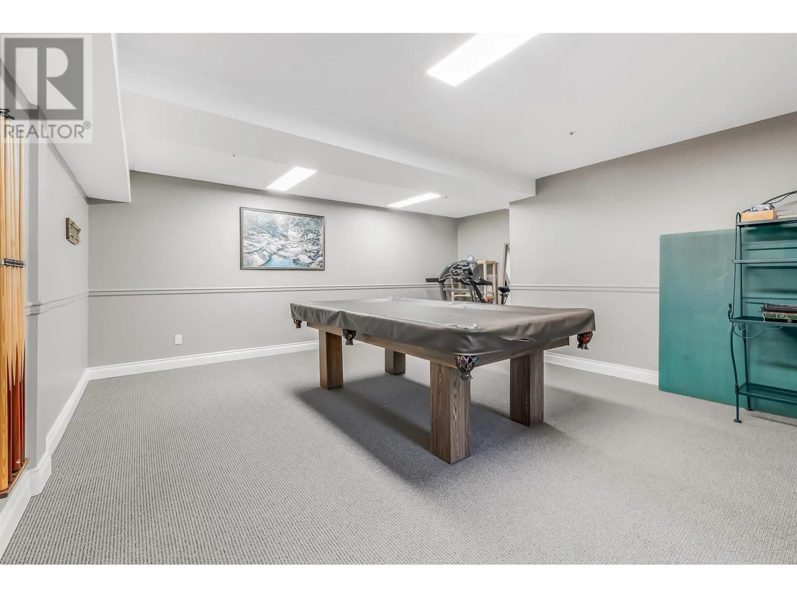 101 180 RAVINE DRIVE